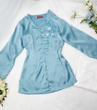 Bộ bà ba lụa ngọc trai xanh dương thêu hoa