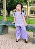 Bộ bà ba kèm khăn mỏ quạ hoa tím bé gái