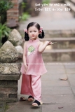 Set yếm tơ nhũ hồng kèm mấn