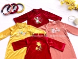 Áo dài bé gái nhung đỏ thêu hoa sen + kèm quần, mấn