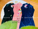 Áo dài nhung xanh thêu hoa