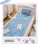 Chiếu điều hoà cao su non gấu trắng xanh 60x120cm