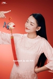 Áo dài gấm hồng phấn dáng suông