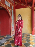 Áo dài tơ ren thêu đỏ