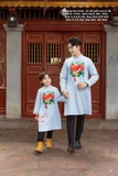 Áo dài gấm hồng + xanh gia đình