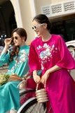 Áo dài lụa ngọc trai xanh thêu hoa