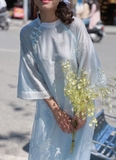 Áo dài tơ xanh thêu hoa nguyên tà