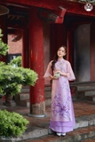 Áo dài tơ tím kết hoa 4 tà