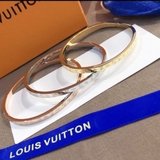 Vòng Louis Vuitton Monogram