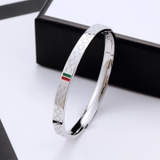 Vòng Gucci Classic