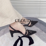 Giày cao gót mũi nhọn dây khoá