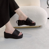 Dép đế xuồng mũi vuông vải jean