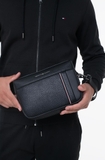 TÚI CLUTCH NAM MÀU ĐEN - TOMMY HILFIGER - NHẬP KHẨU TRỰC TIẾP TỪ Ý