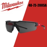 Kính bảo hộ lao động màu đen Milwaukee 48-73-2005A