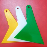 Gạt nhựa dán Film/Decal - Nhựa cứng; KT: 10x14cm