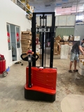 Xe nâng điện Heli 1.5 tấn dắt lái giá rẻ