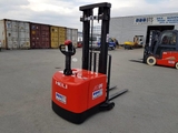 XE NÂNG ĐIỆN ĐỨNG LÁI 0.6 TẤN