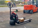 XE NÂNG ĐIỆN ĐỨNG LÁI 1.5 / 1.8 / 2 TẤN