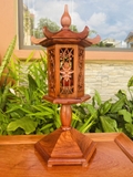 Đèn Thờ Mái Cong Gỗ Hương . MSP : DTMC900