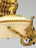 Đồng hồ tượng Nàng thơ và vòng nguyệt quế
