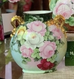 Bình Limoges hoa hồng 2 quai nền xanh nhạt