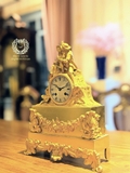 Đồng hồ tượng tình nhân