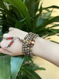 Vòng tay nữ Trầm Hương 108 hạt mĩ Đá phong thủy