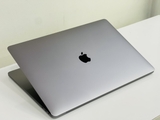 MACBOOK PRO 15" 2019 CPU i7 RAM 16GB SSD 256GB VGA REDEON PRO 555X