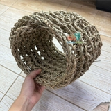 Tấm lưới cói làm hang trú và làm võng ngủ cho thú cưng nhỏ