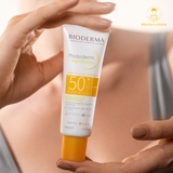 Kem Chống Nắng Bioderma Photoderm Aquafluide Giảm Bóng Nhờn SPF50+ 40ml (Không Màu)
