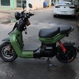 Xe điện Detech Espero Type 3 Pro màu Xanh Rêu nhìn ngang bên trái