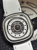 SEVENFRIDAY T1/05 “WHITE-T”