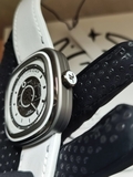 SEVENFRIDAY T1/05 “WHITE-T”