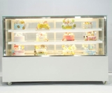 Tủ bánh kem 1.8m kính vuông 3 tầng