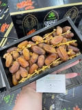 Chà là khô cành hộp đen TACAGO 500gr