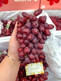 Nho Nina Nữ Hoàng – Thùng 2KG Ruột, Siêu Phẩm Nho Đỏ Cao Cấp Giòn Ngọt Đậm Vị