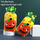 Túi đựng bánh/kẹo, túi đựng quà chủ đề Halloween kích thước 15 * 23, dây nơ buộc - VUA BAO BÌ