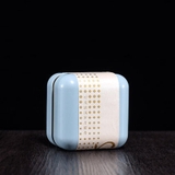 Hộp thiếc đựng trà cạnh tròn hoạ tiết hoa - HVL TEA