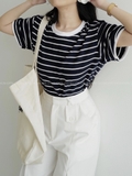 STRIPPED TEE