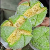 Bánh Cres Ngàn Lớp Sầu Riêng Phú Sĩ  - Vị Lá Dứa 12cm
