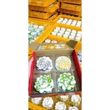 BÁNH IN HOA CỐT DỪA MIX 3 VỊ hộp 4 cái mỗi cái 150g