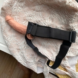 baile-jessica-strap-on-duong-vat-gia-rong-ruot-silicon-deo-hong-thoai-mai