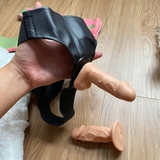dildo-deo-hong-jessica-strap-on-day-dai-dieu-chinh-phu-hop-moi-vong-eo