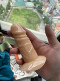 dildo-mini-gan-tuong-jiuai-bam-dinh-chac-chan