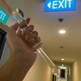 dildo-thuy-tinh-cao-cap-tay-cam-dai-massage-diem-g-sieu-phe