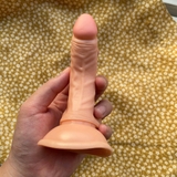 duong-vat-gia-gan-tuong-cao-cap-kieu-dang-cong-nho-gon-de-su-dung