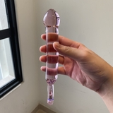 duong-vat-gia-pha-le-cao-cap-dildo-hau-mon-tay-cam-trai-tim-lap-lanh