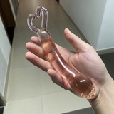 duong-vat-gia-pha-le-cao-cap-dildo-hau-mon-tay-cam-trai-tim-lap-lanh