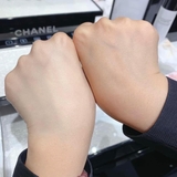 CHANEL Les Beiges Water-fresh Complexion Touch