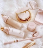 GUCCI Serum De Beaute Fluide Soyeux